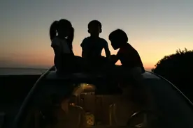 上海的摩托车牌照图片