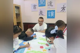 青翠社区开展“心系大海，绘画深海世界”绘画活动图片