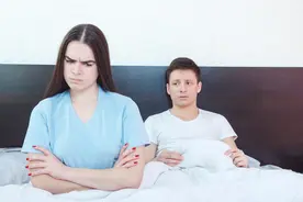 男人一到中年，就不行了？图片