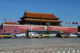 1969年中央紧急下令，拆除天安门并重建，这其中到底发生了什么事图片