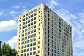 股价创历史新高！二股东却要“跑”，10万股东瞬间懵了图片