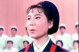 我军65式军服期间文工团、宣传队演出服图片