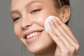 每天都做的护肤其实都是在伤害你的皮肤！速速停止图片