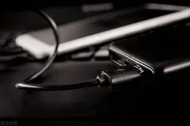 手机电池界“新宠”氮化镓，和普通充电器相比不可忽视的缺点图片