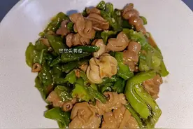 它不起眼，经常被扔掉！高蛋白提免疫，大火快炒，鲜脆有嚼劲，爽图片