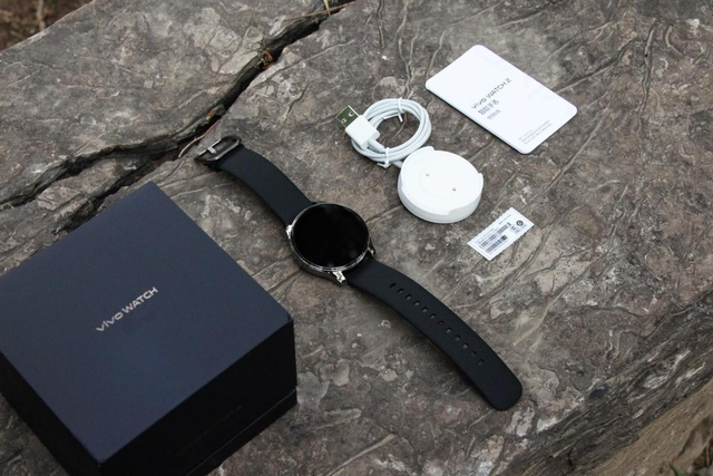 96%���Ϻ�����������ͬ��λ�Լ۱�ңң���ȣ�����ѡ�񲻻��