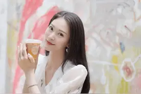 “潮汕姑娘”CCTV-6电影频道主持人谢映玲，多才 靓丽 大气图片