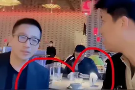 汪小菲和曾爆料他出轨的娱记葛斯齐聚餐同吃一根糖葫芦，饭后发文示好：没什么事过不去，一笑泯恩仇图片