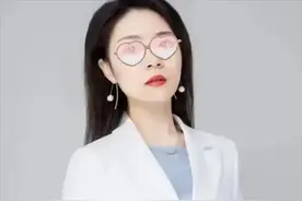 家长做局老师收礼后续：女老师身份被扒超漂亮，家长太坏害人害己图片