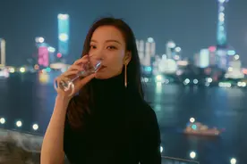 前妻坚持离婚不离家，3年后我才醒悟：这个女人的报复太“恶毒”图片