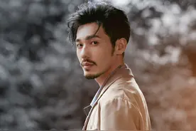 白宇，收手吧，快被烂俗的狗血家庭剧毁掉星途了图片