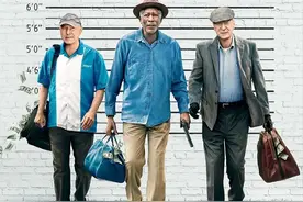 八旬老汉抢银行，看三个奥斯卡影帝飙戏，这片太搞笑了图片