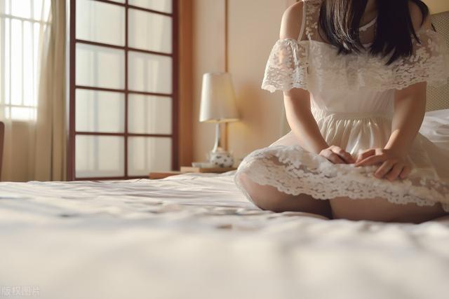 情感故事：20岁美女售楼小姐，我和老男人那段难以启齿的感情经历