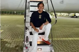 亿万富豪洪永时晒奢华近照，证明了瘦死的骆驼比马大图片