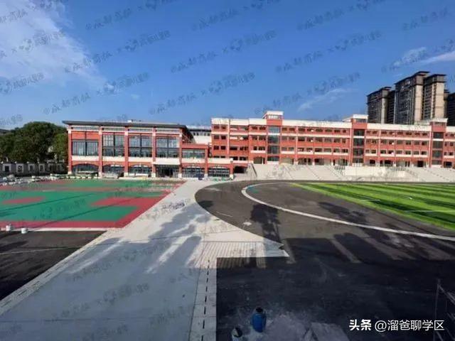 绱鎶曞叆90浜裤€佸紩杩?79鍚嶆牎璧勬簮鐨勫畠锛岃兘鍚︽垚涓烘暀鑲插己鍖猴紵
