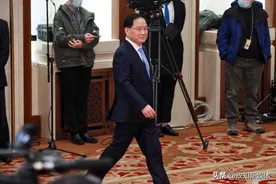首场“部长通道”有“新面孔”！曾是“国产大飞机掌门人”图片