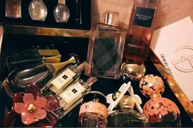 香水也有鄙视链，这场香水界的“宫斗戏”谁赢了？图片