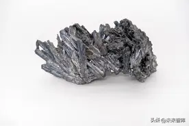 锑行业分析：我国优势稀缺资源，颇具潜力的光伏金属图片