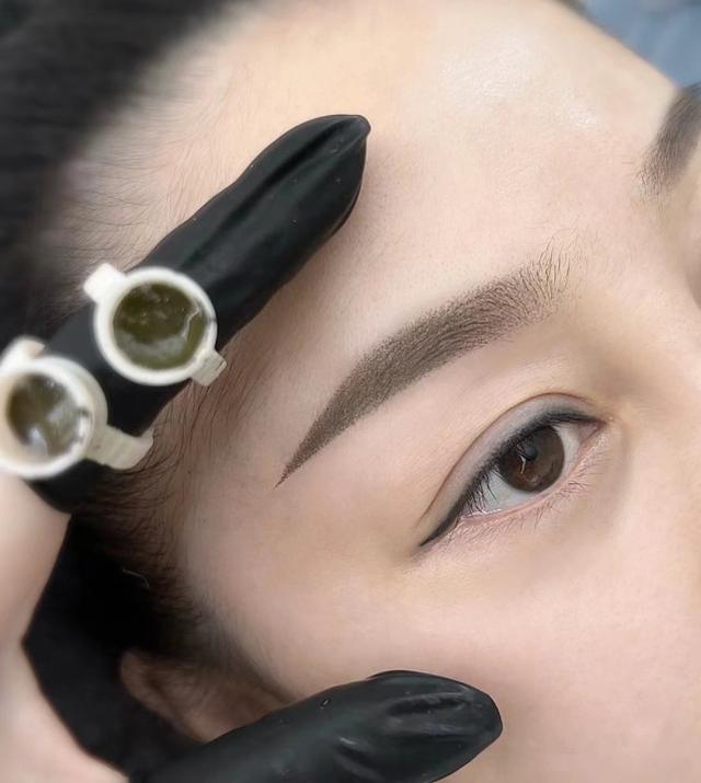 纹眉价格几十到几千不等,你会选择哪一种呢?(眉毛纹多少钱) - 冷求网