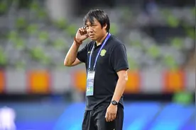 谢峰胆子真大，国安多任主帅都不敢弃用的功勋，本轮却枯坐板凳图片