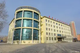 美丽的齐齐哈尔竟然有这几所学校，你知道吗图片
