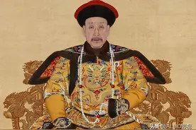 和珅之所以被赐死，仅仅是因为贪污吗？是否有其他深层次的原因呢？图片