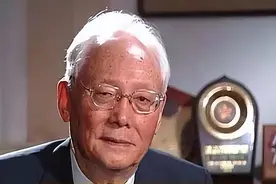 1990年港英当局要花1270亿建机场，不跟中国打招呼，中方：走着瞧图片