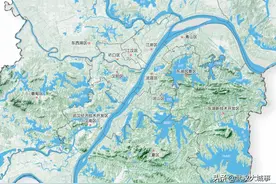 武汉地形南北长，但为何一心向东扩张？图片