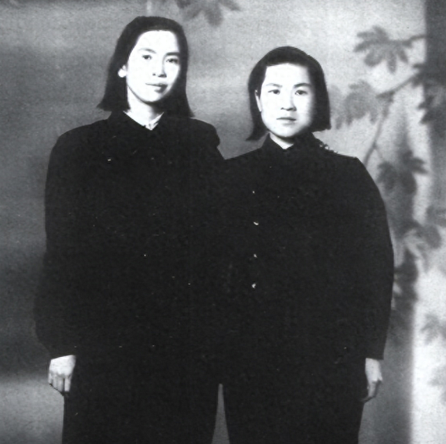 贺子珍逝世20年后，孔东梅揭露真相：毛主席的旧衣里有“秘密”