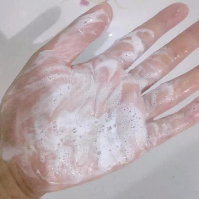 5款热门洗面奶测评：旁氏虽便宜但爆痘过敏，黛珂虽贵但真心好用