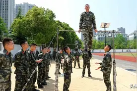 何时才能“独当一面”？首批春季入伍的兵哥告诉你答案图片