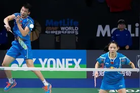 想打好羽毛球混双，说难不难！先知己知彼，再熟悉常用技战术即可图片