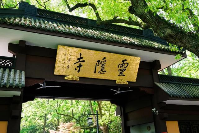 根深蒂固的意思（52个成语）