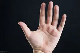 “断掌一条线，富贵不相欠”是何意？图片