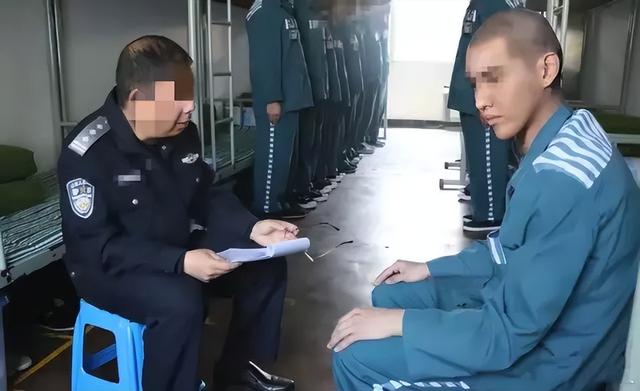 又爆大瓜！外表憨厚男演员爱搞多人运动，喝醉一次叫三四个外围女