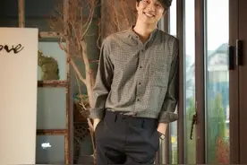 又到穿搭头疼季？初秋男生用三种基本款打造日常穿搭，简约又时髦图片