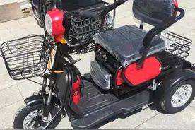 买载人电动三轮车，选无篷休闲车型好，还是选全封闭车型好？图片