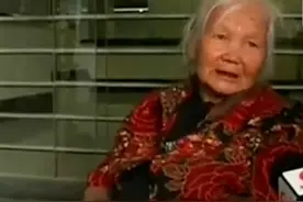 1953年老太把5万元存入银行，62年后只能兑换50元，怒砸银行大门图片