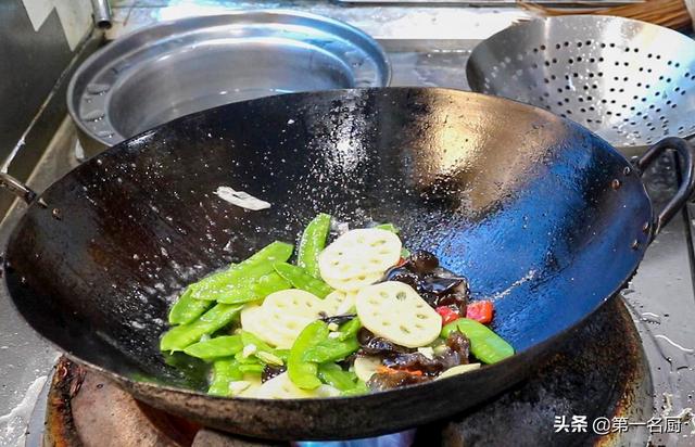 鑰佽瘽锛氬鍚冭眴锛岃儨杩囪倝锛佸缓璁鍚?绉嶈眴锛屼綆鐑噺楂樿泲鐧斤紝鍒笉鎳傚悆