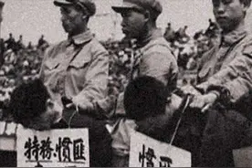 开国大典前夕，因天安门前一支烟头，成功抓获3000人的特务团伙图片