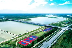 陕西杨凌：守水畅岸绿 护河渠长清图片