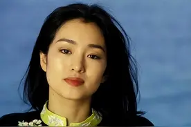 山东盛产美人，10位鲁籍女星，个个明艳大气，甩“白幼瘦”几条街图片