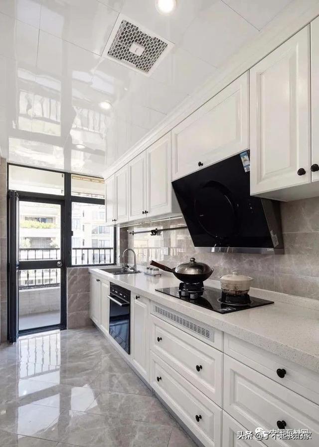 ʯҡʯӢʯҰ壬һʺ̨أ