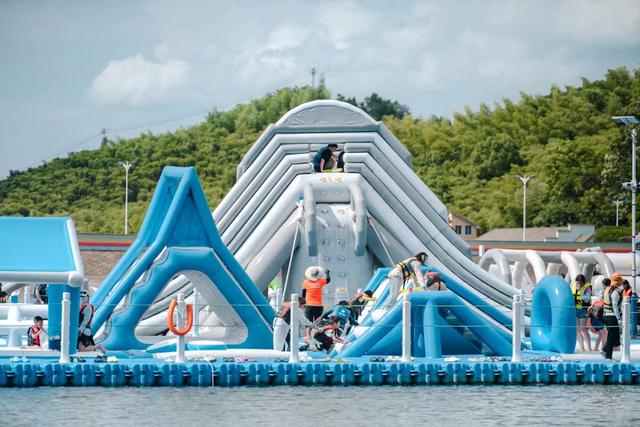 王校长水上炫技！华东屈指可数竹尖漂流“安吉星潮营地”大曝光