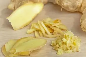 夏天坚持用生姜泡脚，或会有6个好处“不约而至”图片