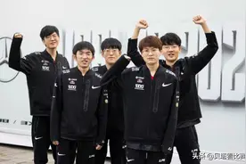 韩网热议EDG冠军皮肤：漂亮是漂亮，但是为什么没有EDG的颜色？图片