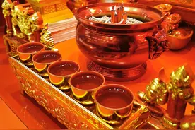 在家供佛上香的正确步骤图片