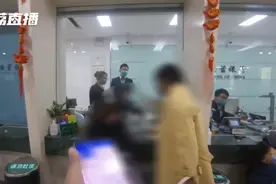 接到报警，民警火速拦截图片