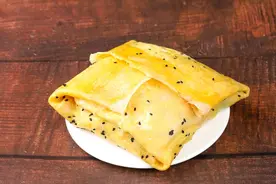 煎饼的简单做法，全程手不沾面，柔软劲道，卷肉卷菜都好吃图片