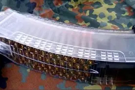俄军配备大容量弹匣？稳定性有待战场验证，三十发经过无数次考验图片
